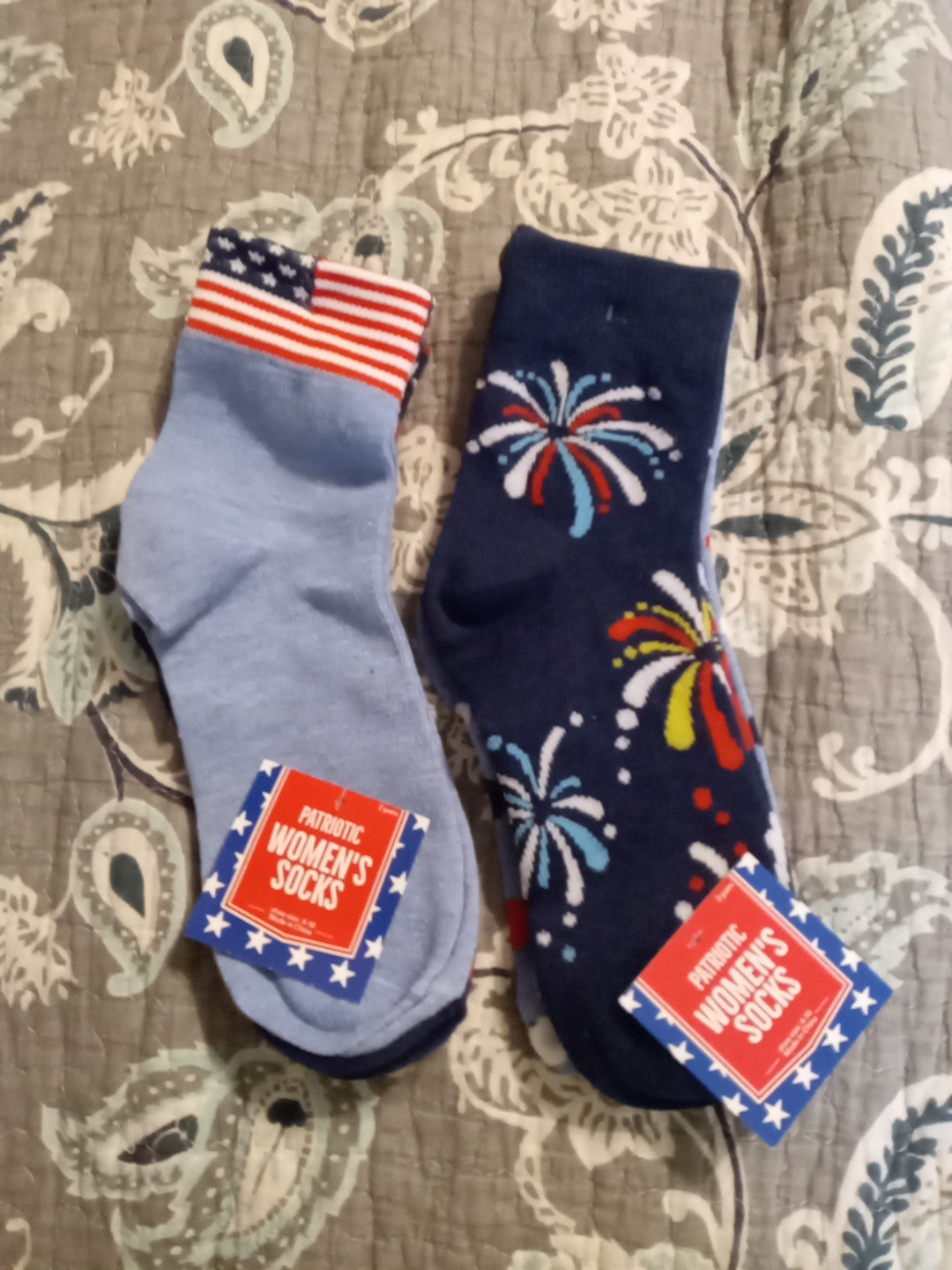 Ladies Novelty Socks Size 4-10 Patriotic Lot of 4 Pair