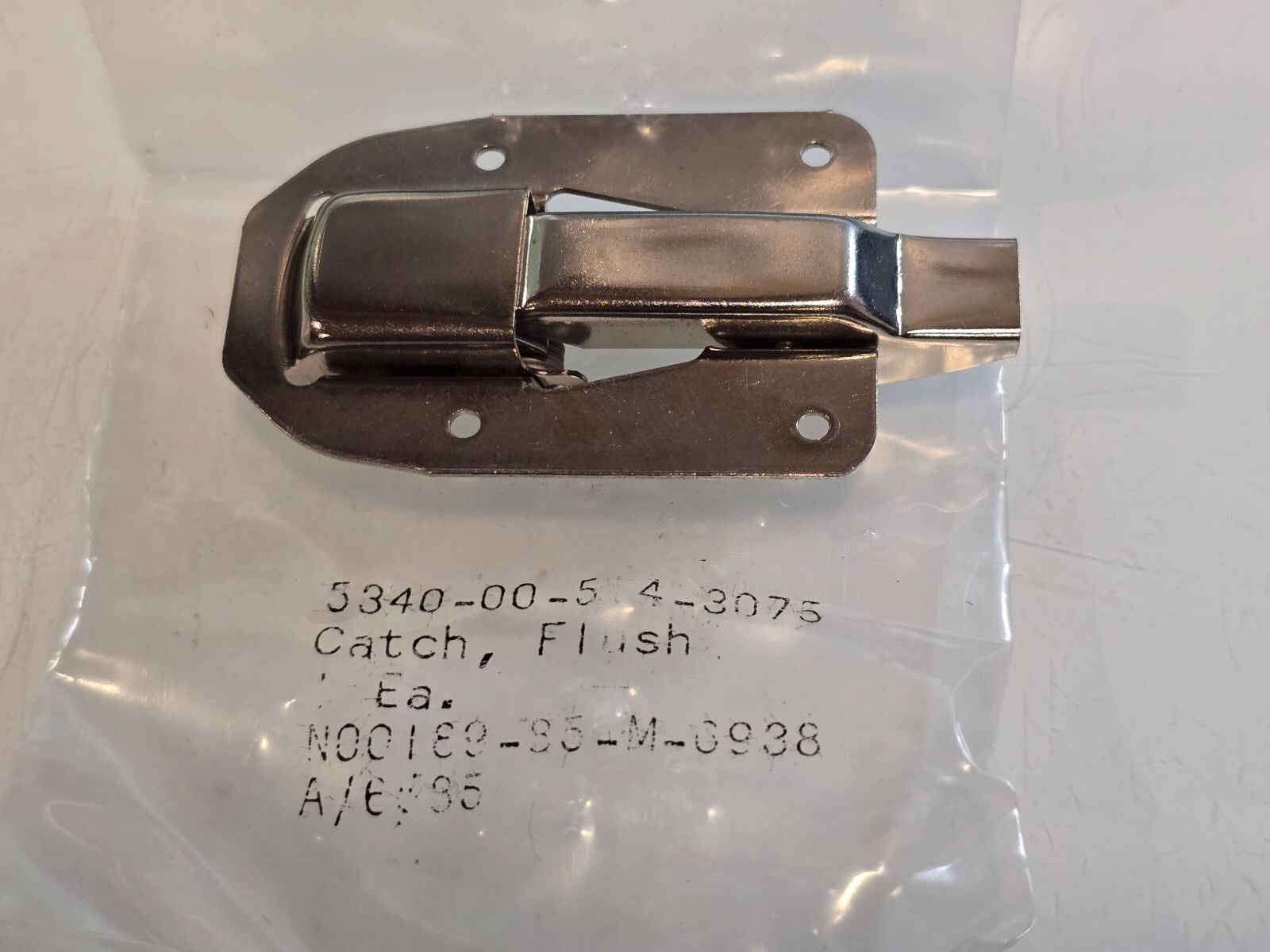 HARTWELL CATCH H-5000-2-156-156 5340-00-514-3075