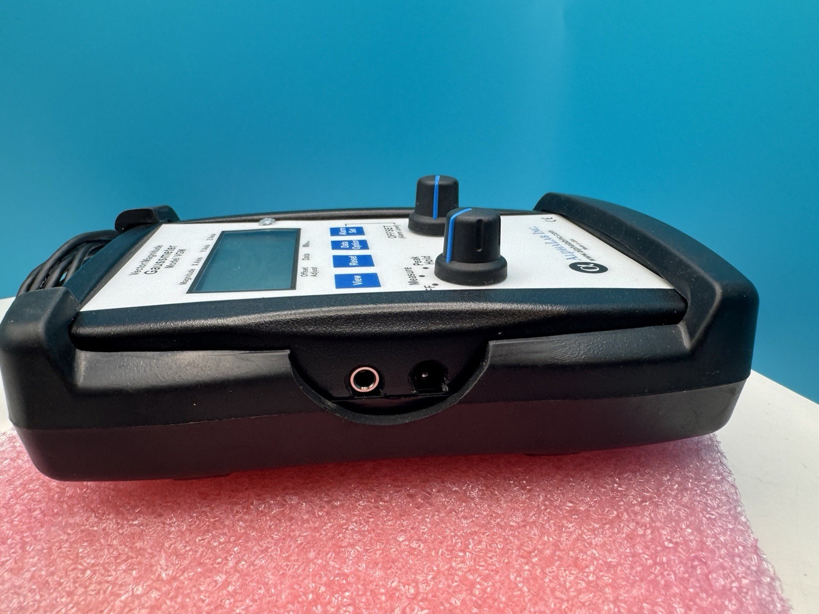 AlphaLab Vector/Magnitude Gaussmeter Model VGM
