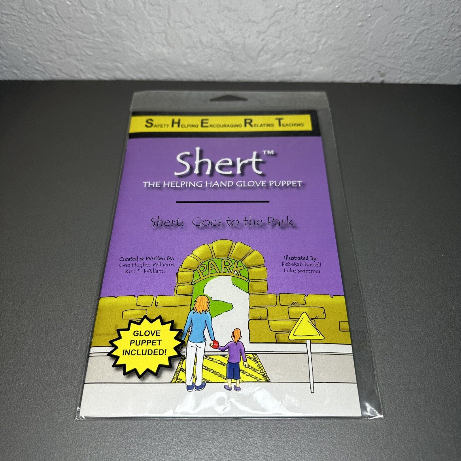 New Shert The Helping Hand Glove Puppet Goes To The Park Educational