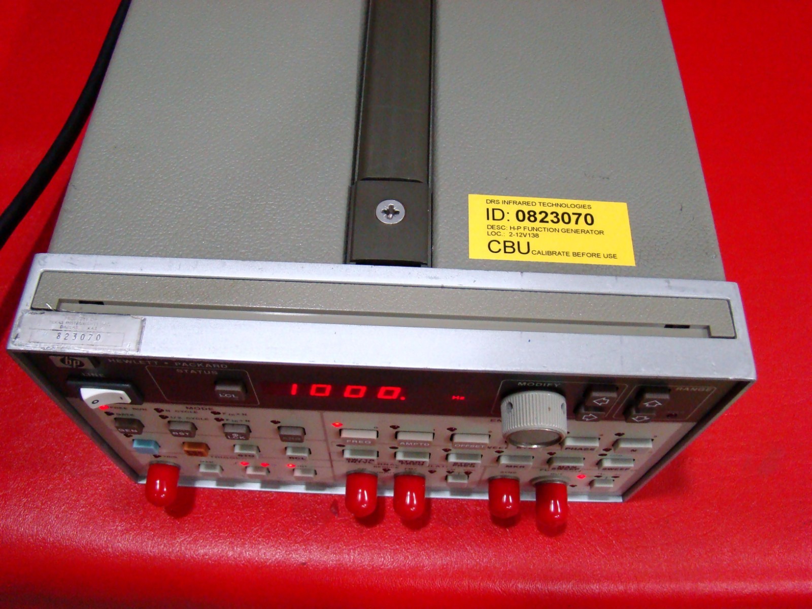 HP 3314A FUNCTION GENERATOR - 20 MHZ - TESTED Actual pictures