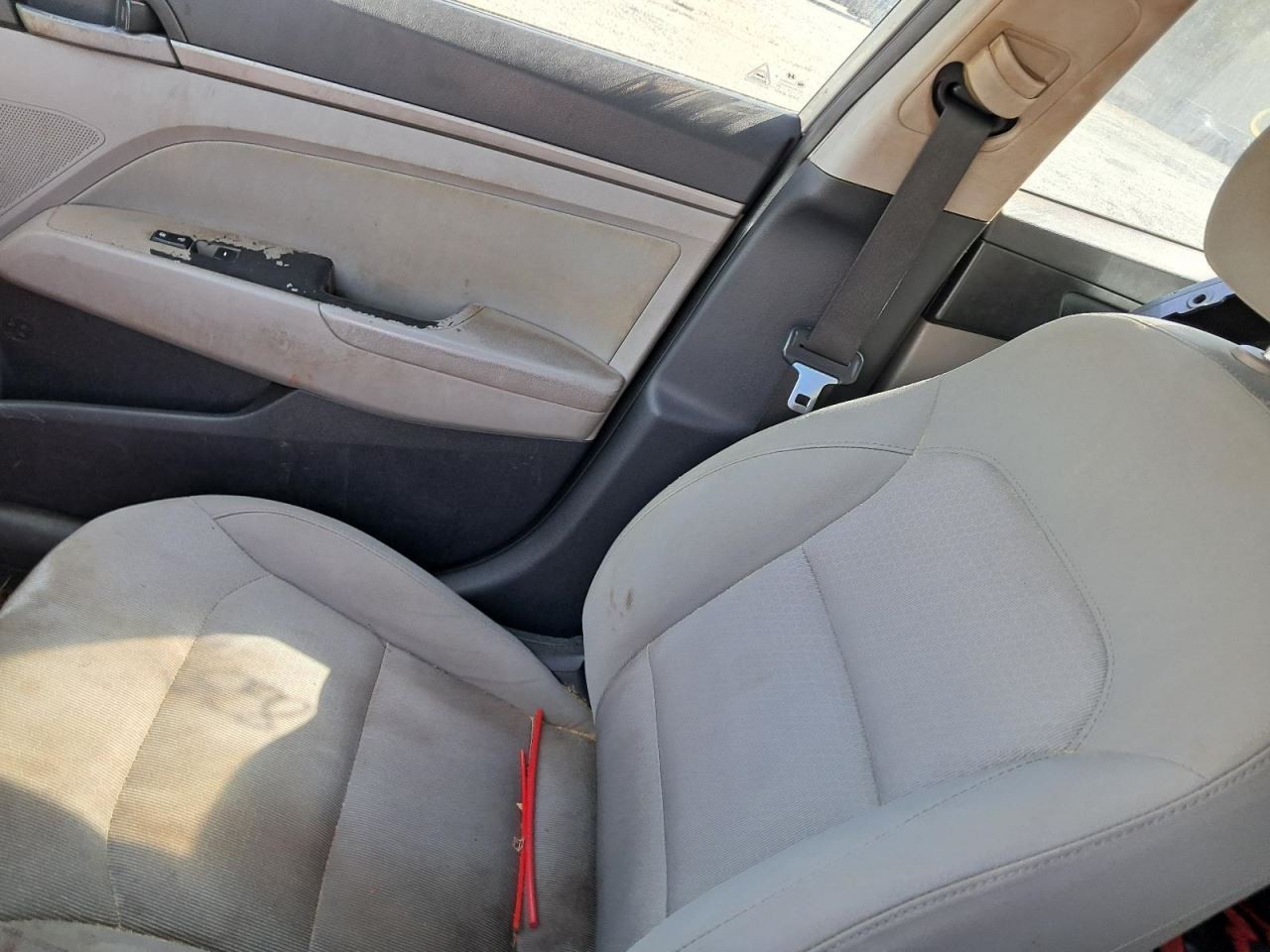 ELANTRA 2017 Glove Box 4840955