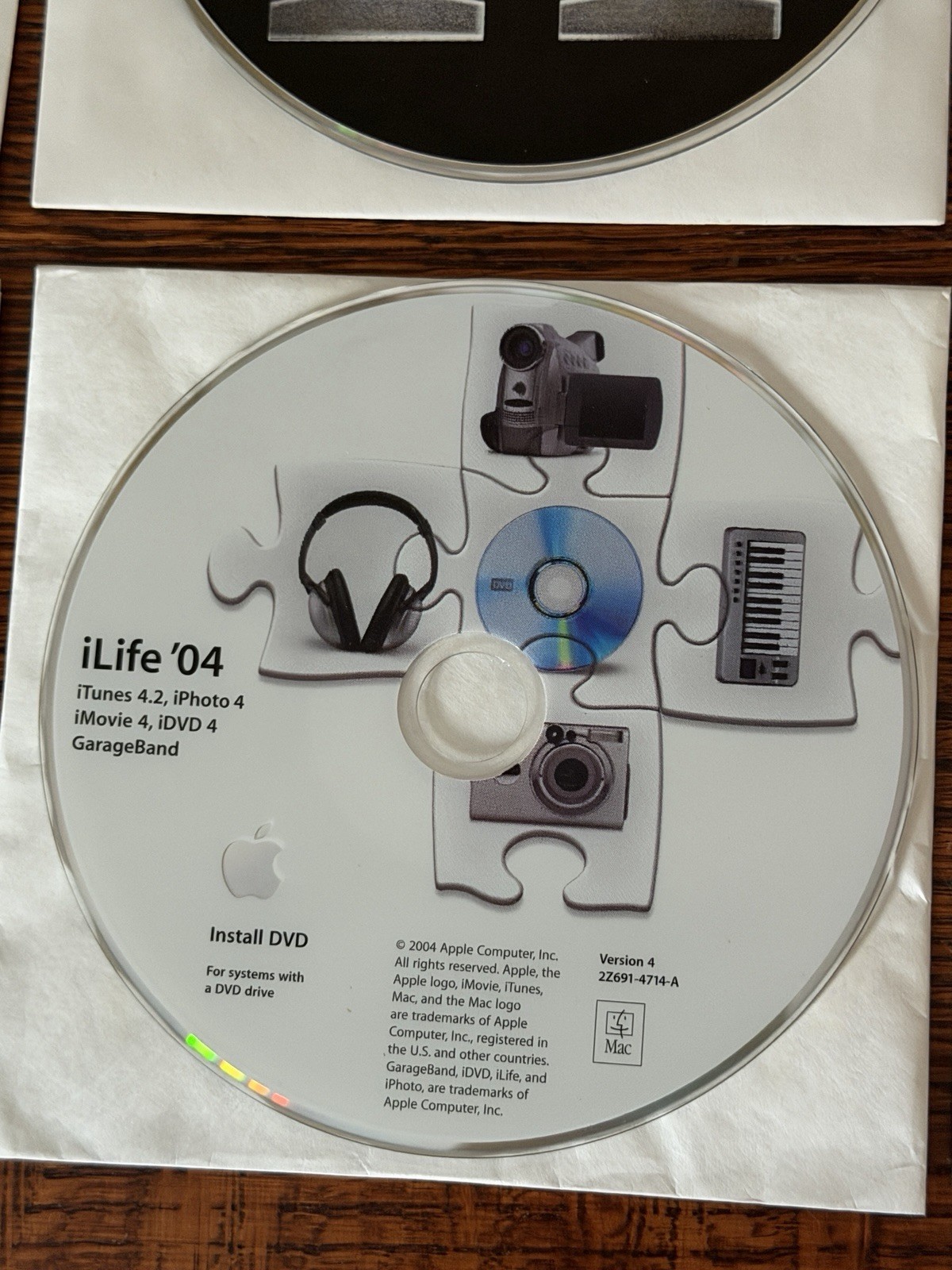 Apple Mac OS X Panther 10.3 Retail Box w/ 3 CDs Xcode Developer Tools iLife ’04