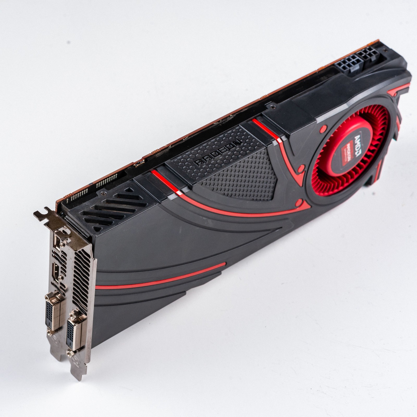 AMD Radeon R9 290X 4GB GDDR5 PCIe Graphics Card GCN Displaport HDMI Linux Gaming