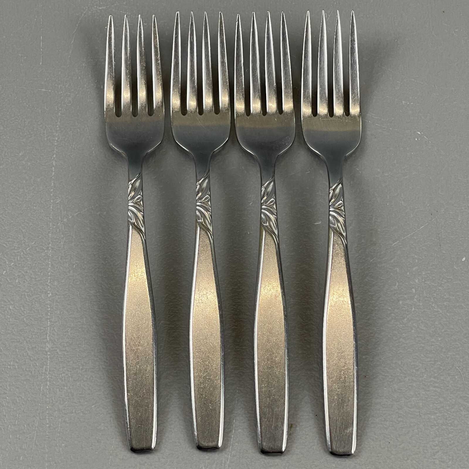 4 Supreme Swirl Stainless USA International Silver Dinner Forks Discontinued