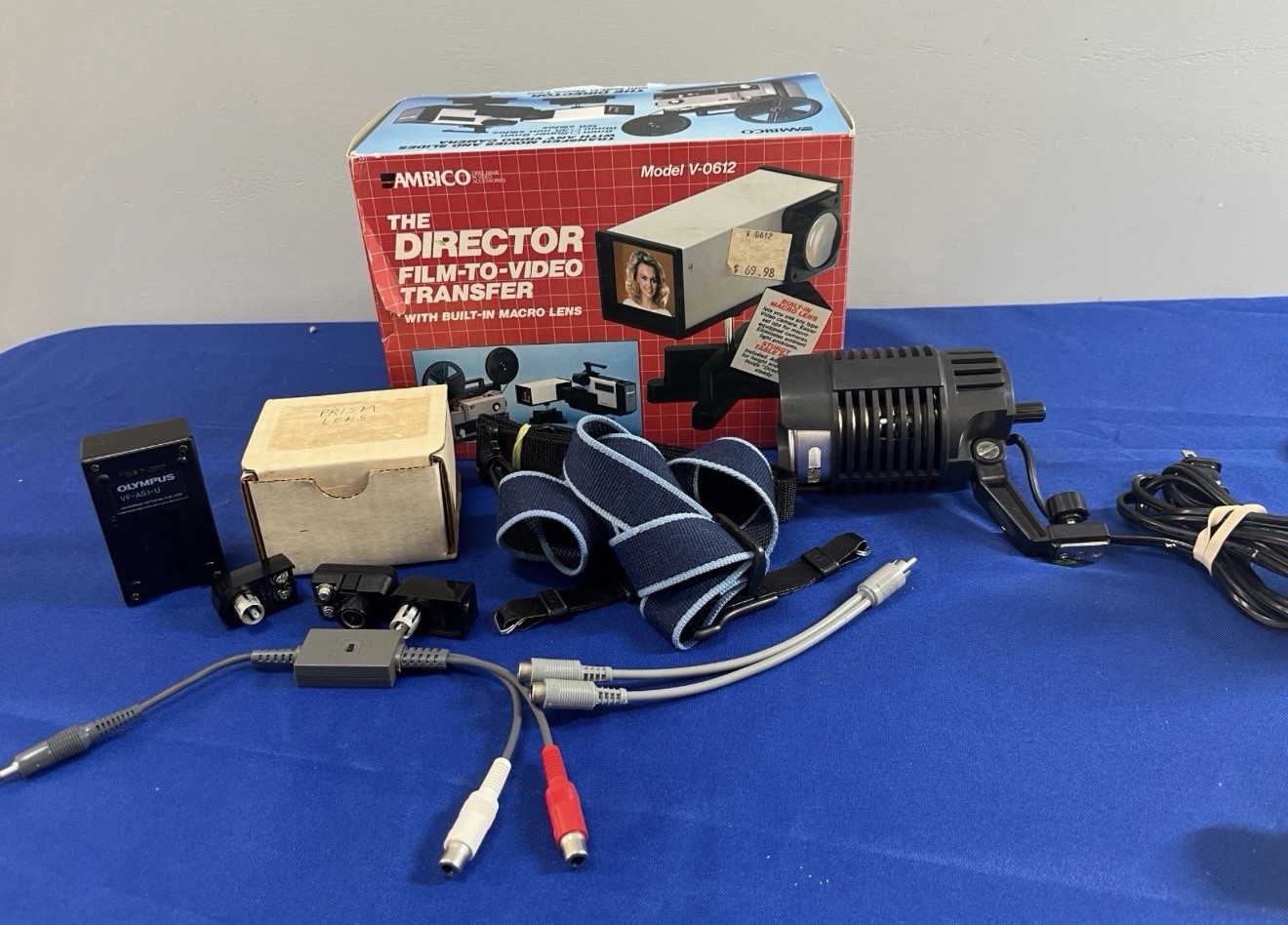 Ambico The Director Film-to-Video Transfer V-0612 Built-In Macro Lens 8mm