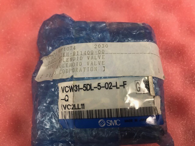 SMC VCW31-5DL-5-02-L-F, SOLENIOD VALVE, NOS