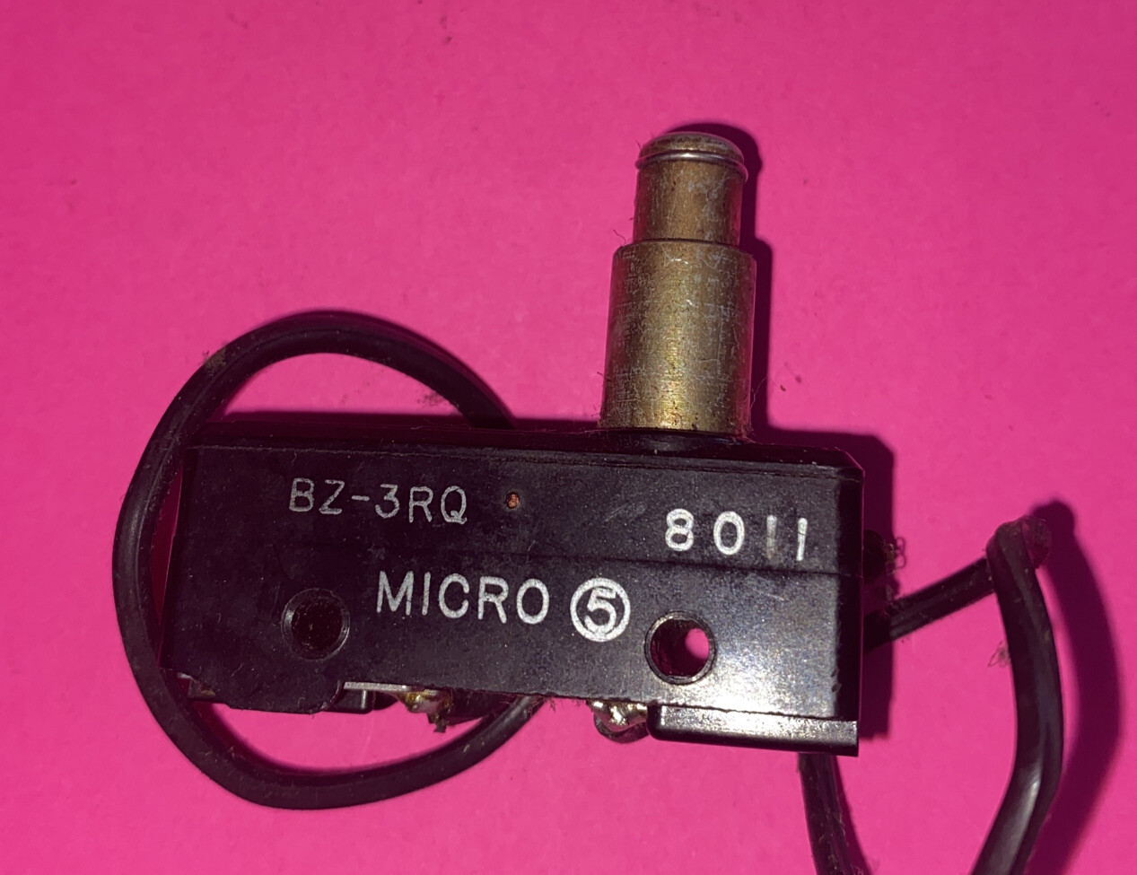 *USED* BZ-3RQ-MICRO SWITCH-SWITCH-