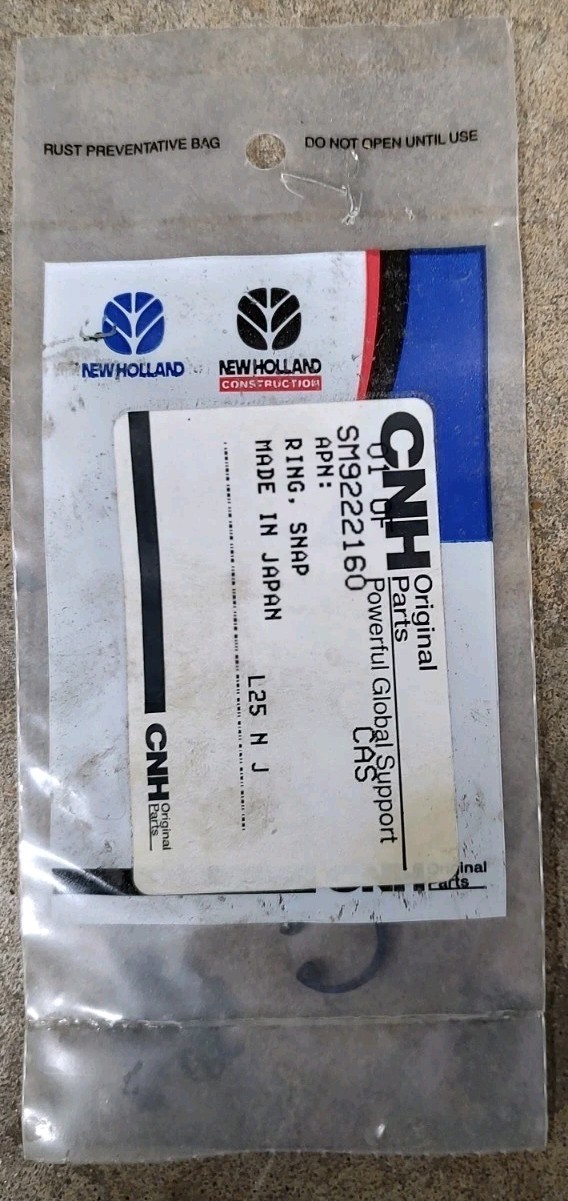 Genuine Case IH New Holland SM9222160 Snap Ring For 9210 9240 9250 Steiger