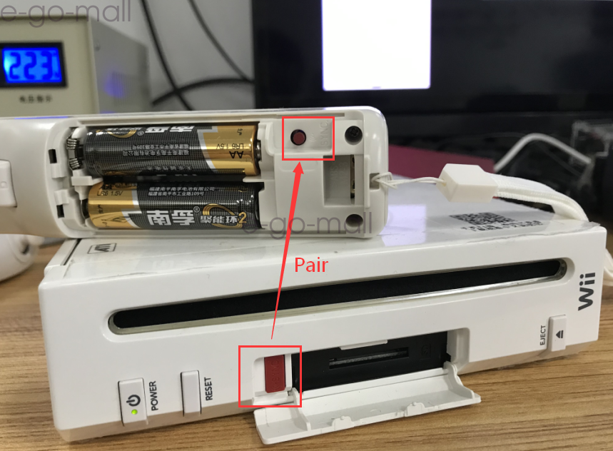 Built-in Motion Plus Wii Remote and Nunchuck Controller for Nintendo Wii Wii U