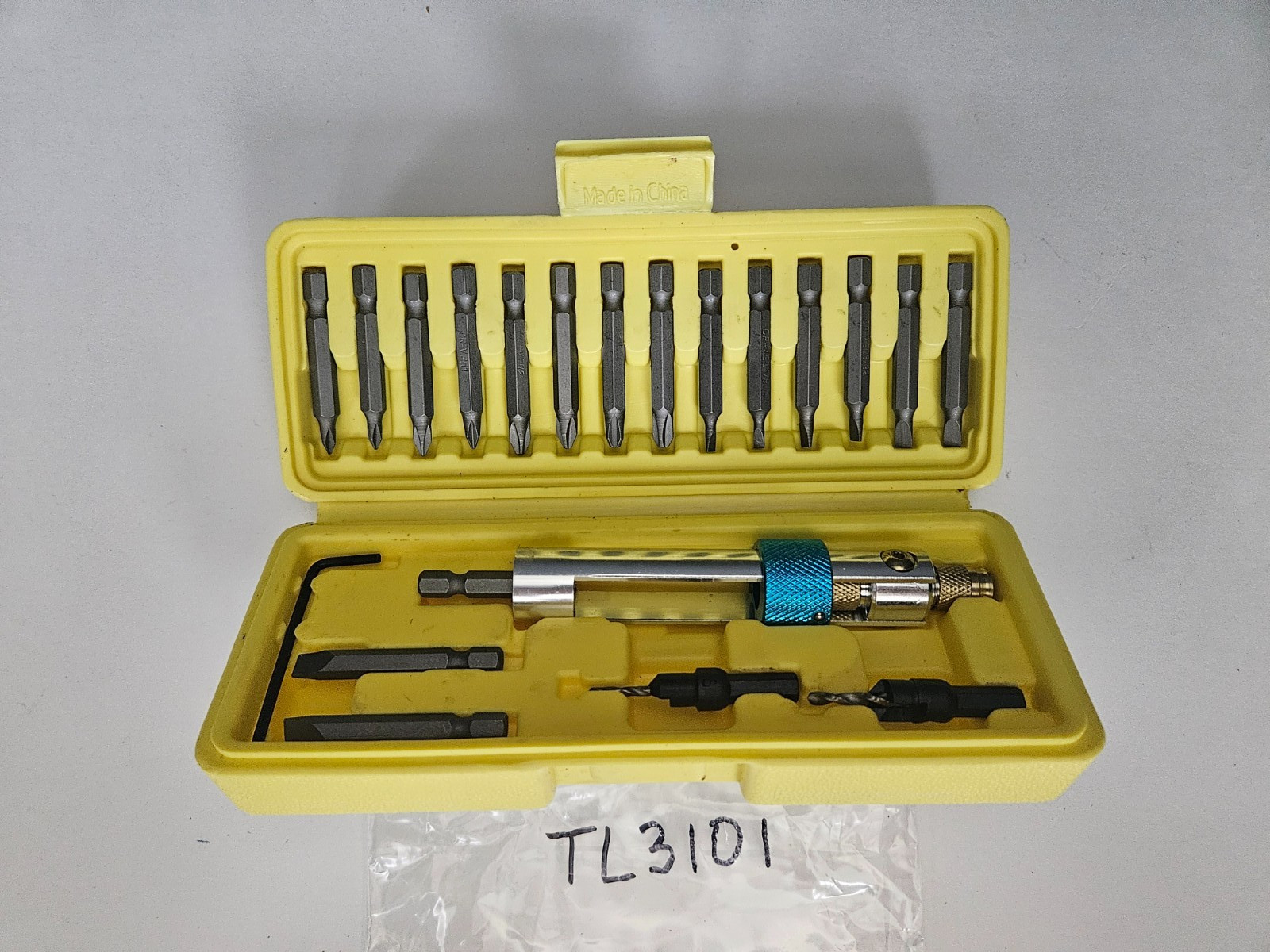 HALFTIME 21 PC DRILL DRIVER TOOL KIT/SET (TL3101)