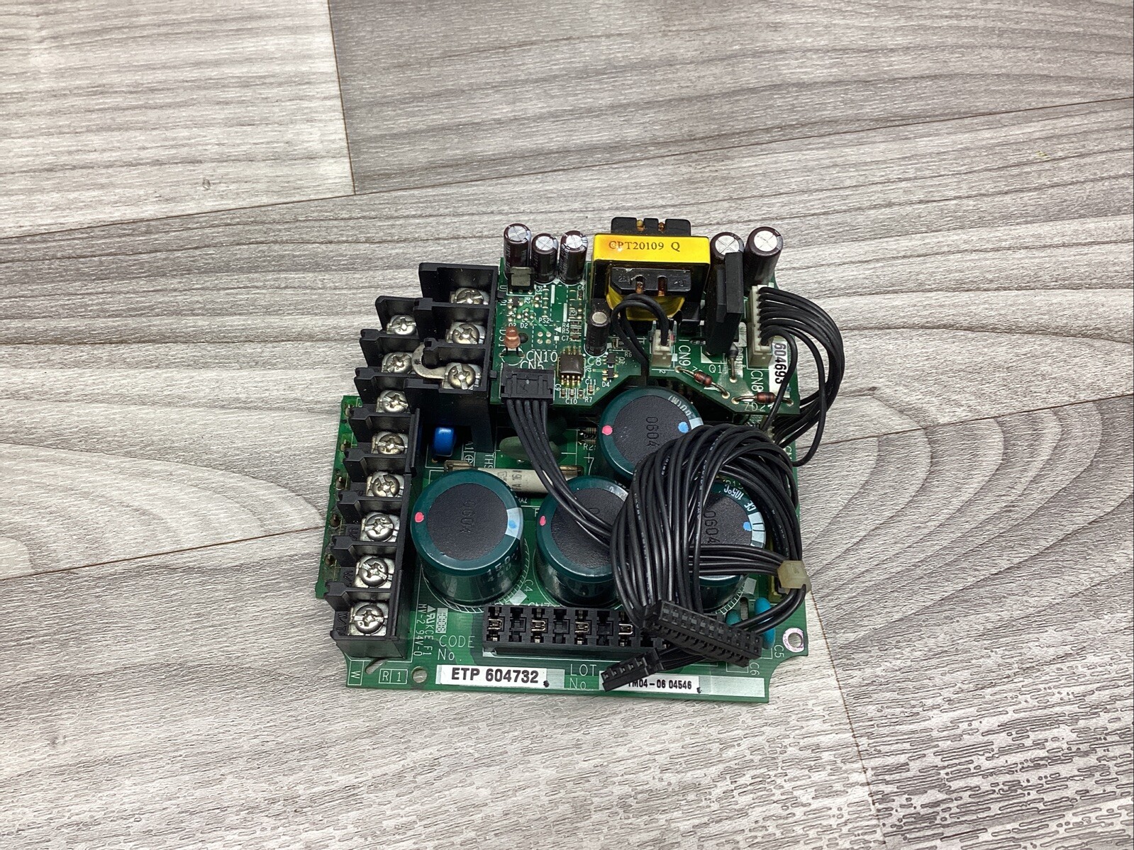 Yaskawa REPLACEMENT BOARD ETP 604732 Drive Unit Board PCB AS IS #821F283