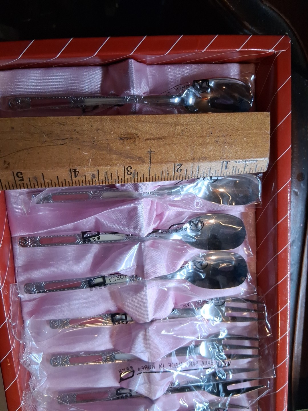 Vtg Tableware Set
