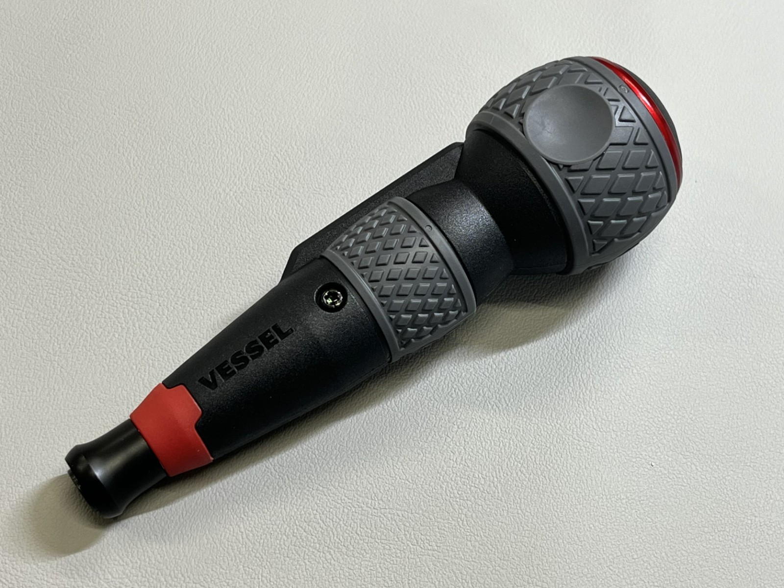 Vessel 220USB-P1 Rechargeable Electric Ball Grip Screwdriver 3-Mode Japan New