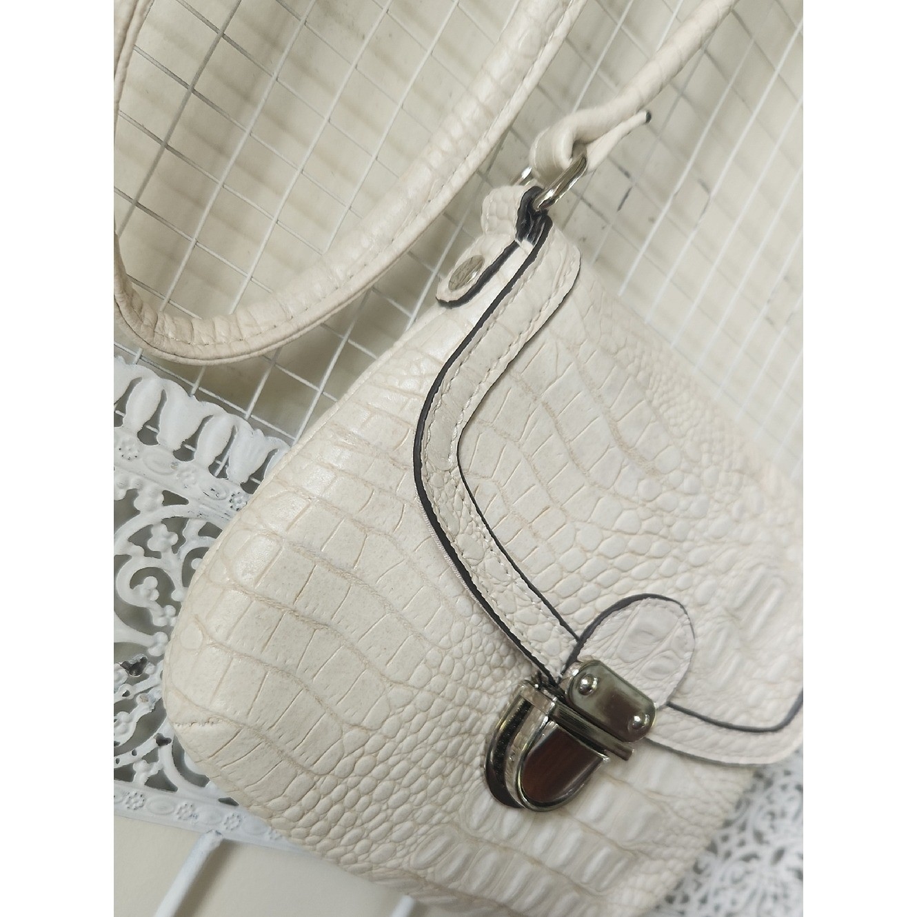 Vegan Croc-Embossed Small Crossbody Shoulder Bag