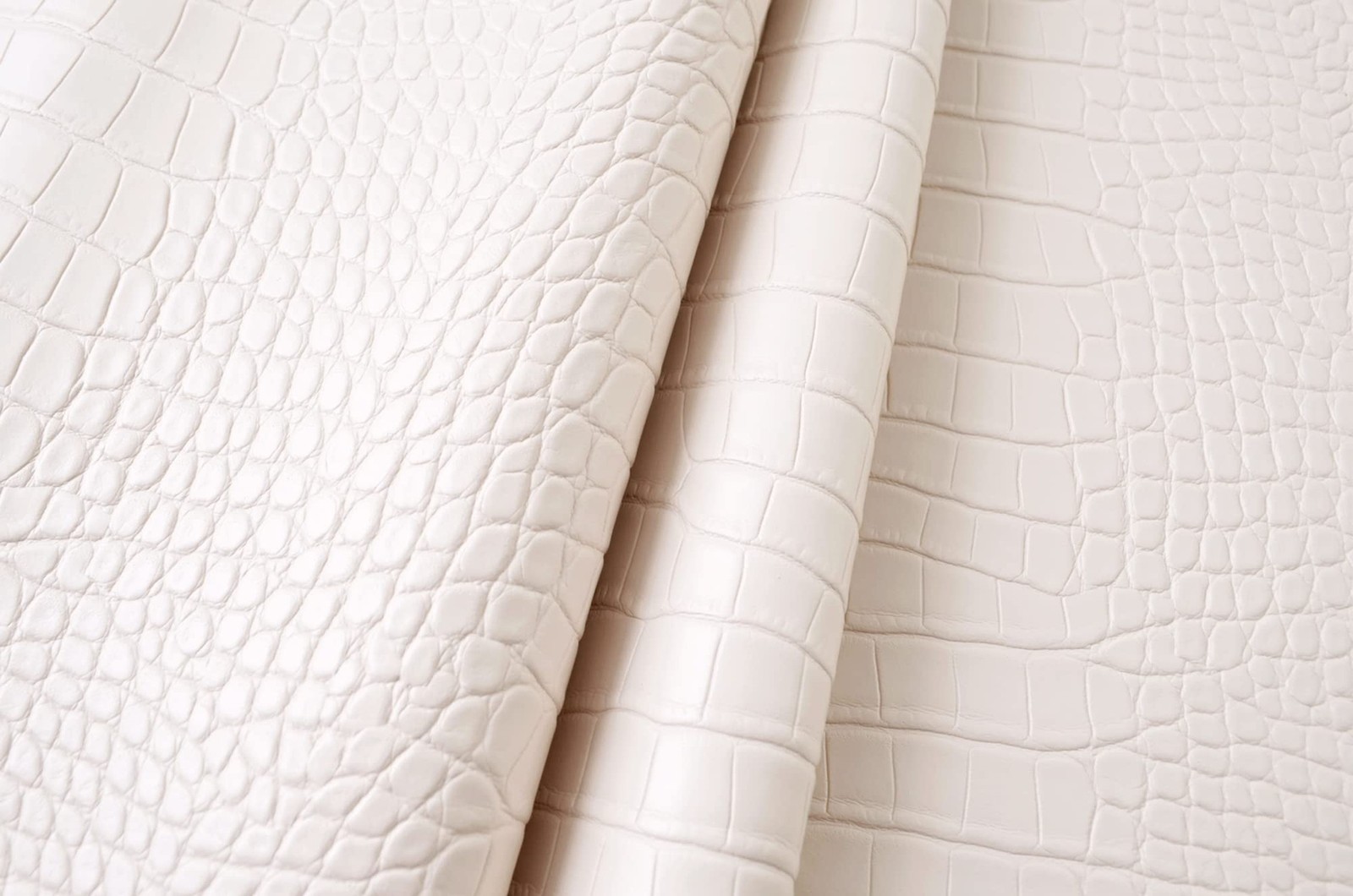 Wento Alligator Skin PU Leather Fabric Faux Leather Fabric Crocodile Fabric L...