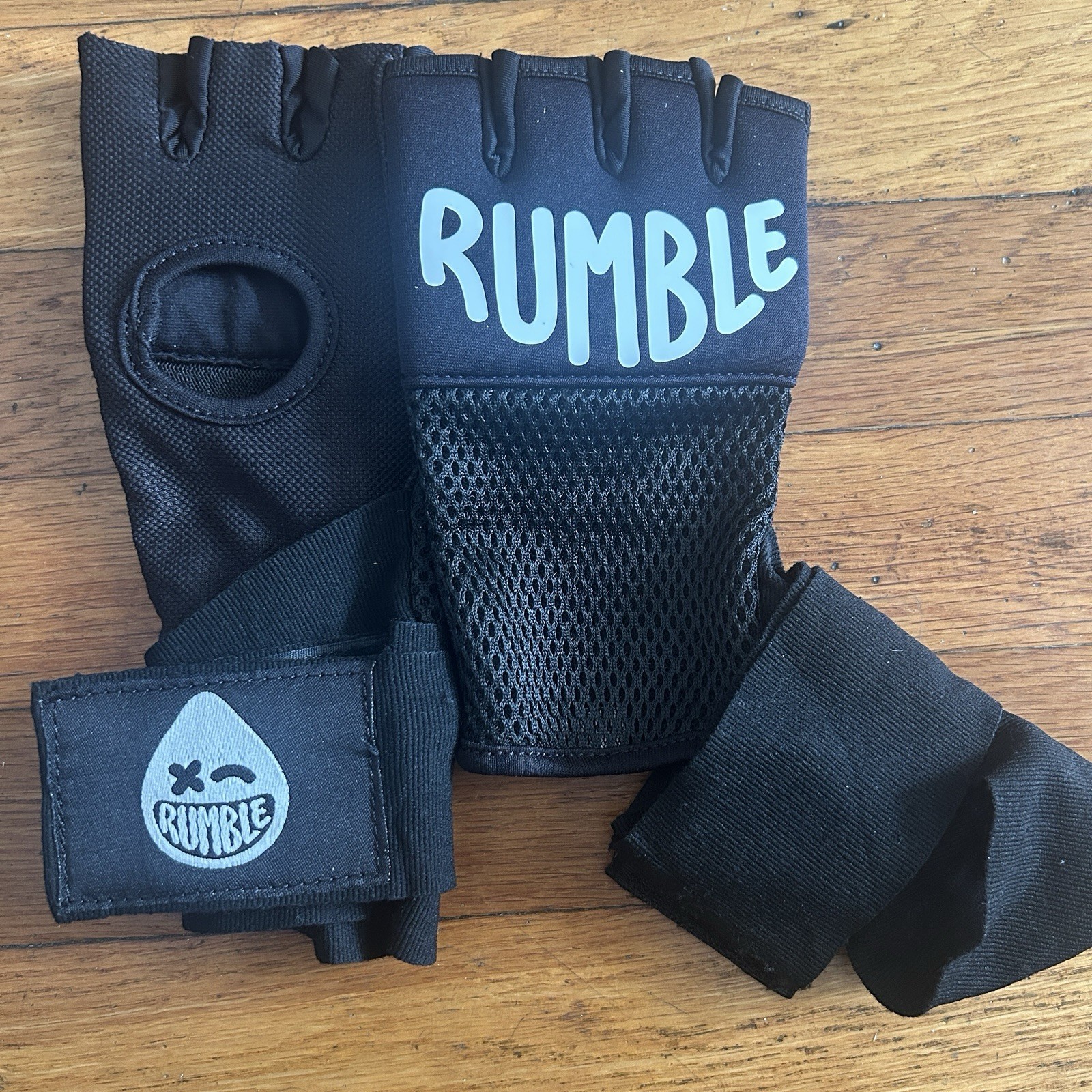 Rumble Shadow Boxing Gloves Size S/M Quick Hand Wraps Black Adult Small / Medium