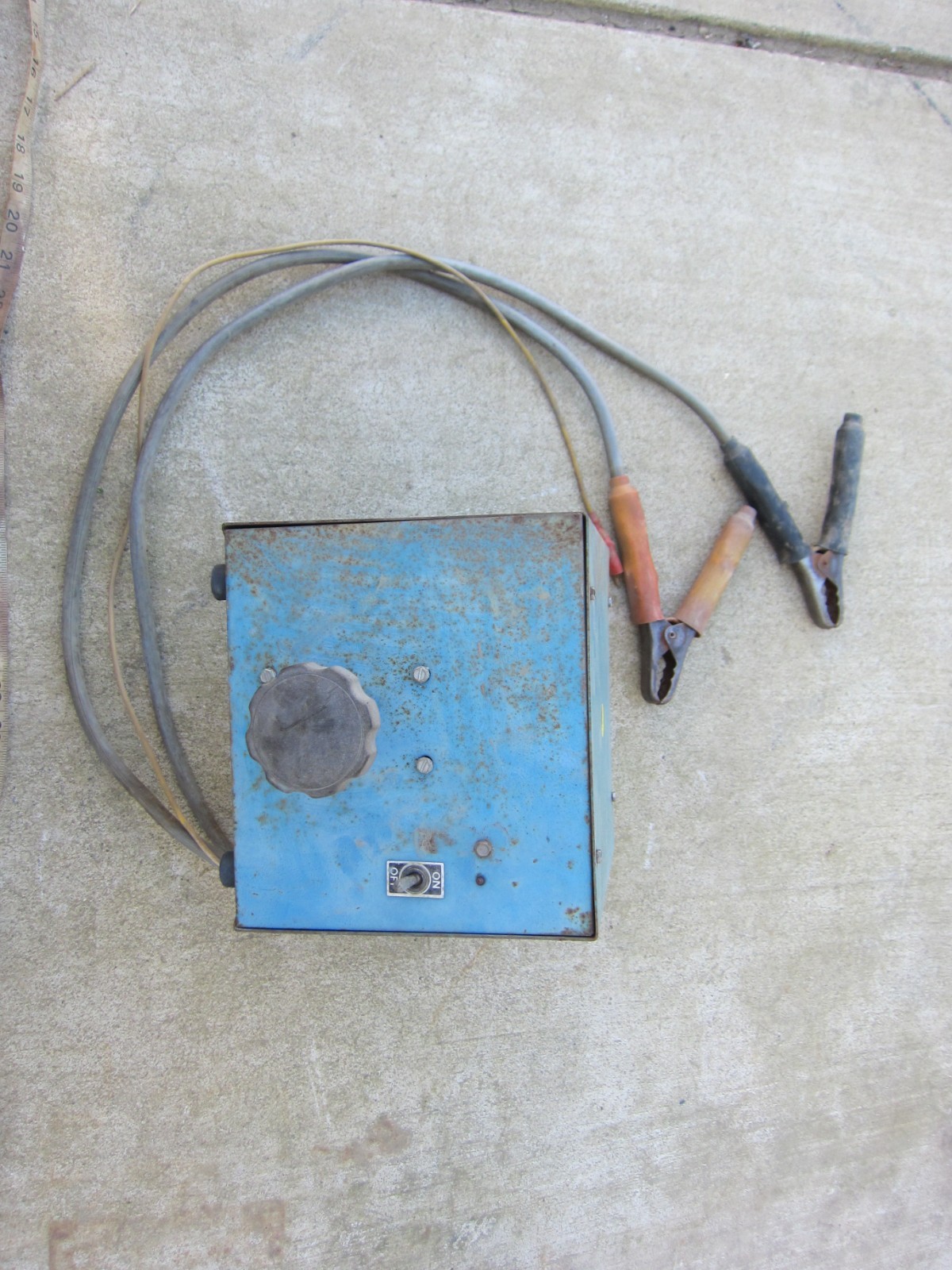 IPM 9003A0368500100 Starter Alterlator Tester, Used