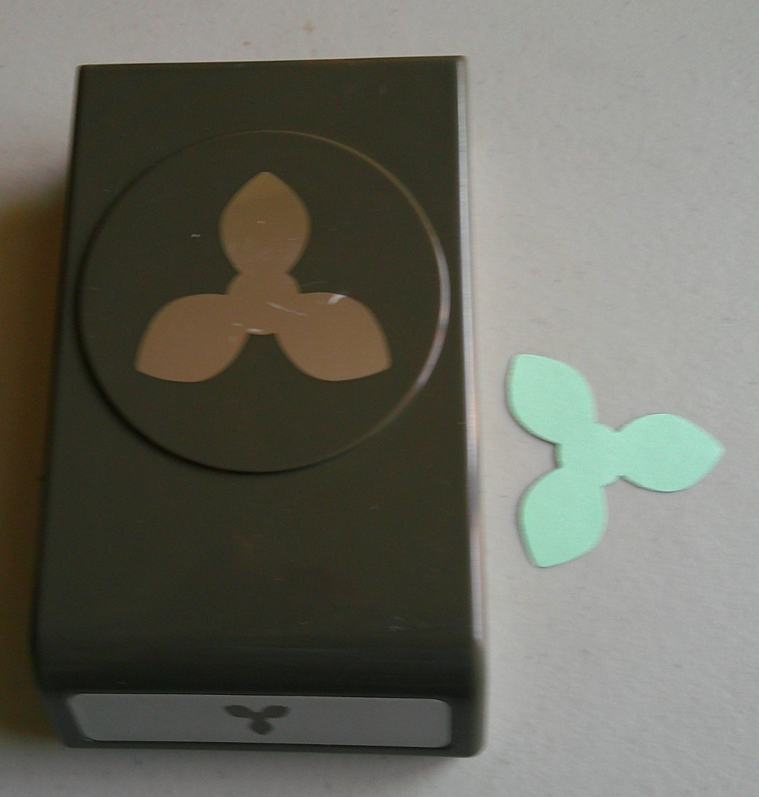 Stampin Up Paper Punch Perennial Flower 149522 Retired Floral Locking Flat