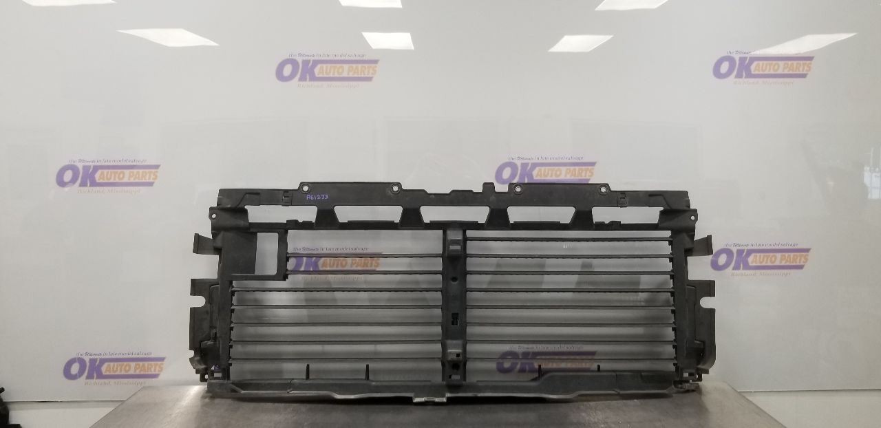 20 GMC SIERRA 2500 UPPER AIR SHUTTER 6.6L DIESEL