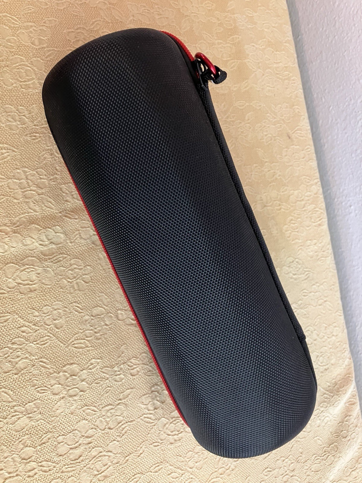 Bonaok Wireless Karaoke Bluetooth Microphone Mic & Case & Charging Cord Tested