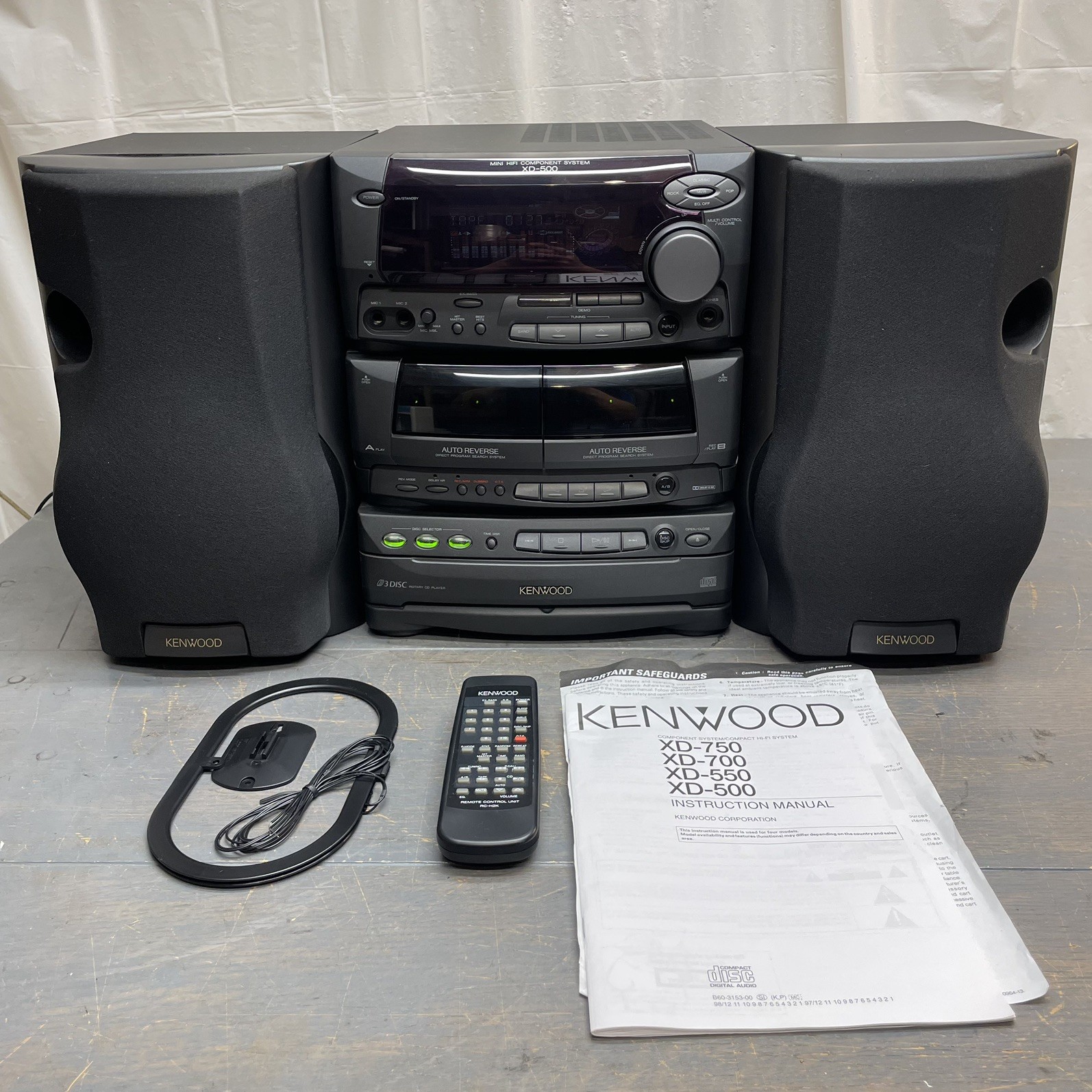 Kenwood XD-500 Stereo System| 3 Compact Disc Changer| 2 Cassette Decks| Vintage