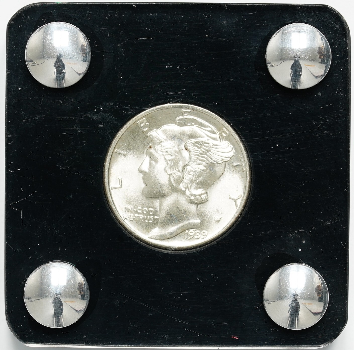 1939 P Mercury Dime With Custom  Case