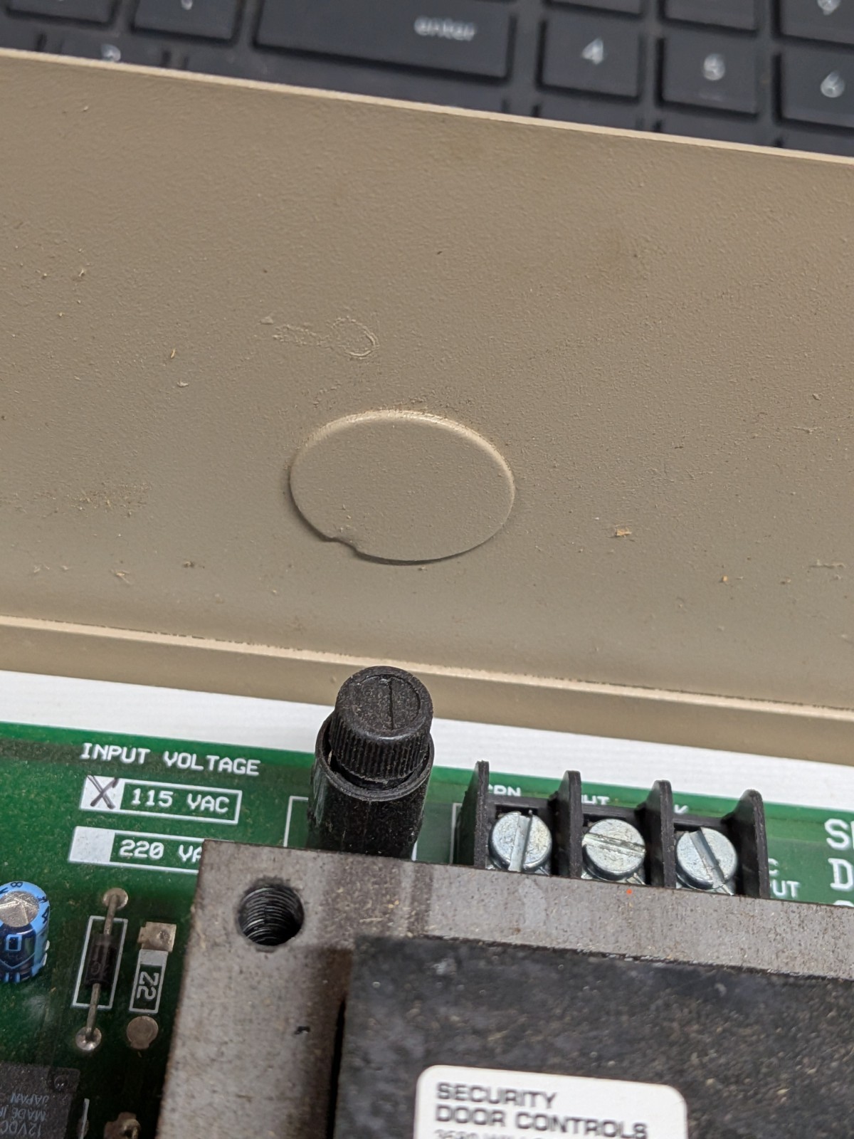 Security Door Controls 631RF 1.5 AMP Power Supply