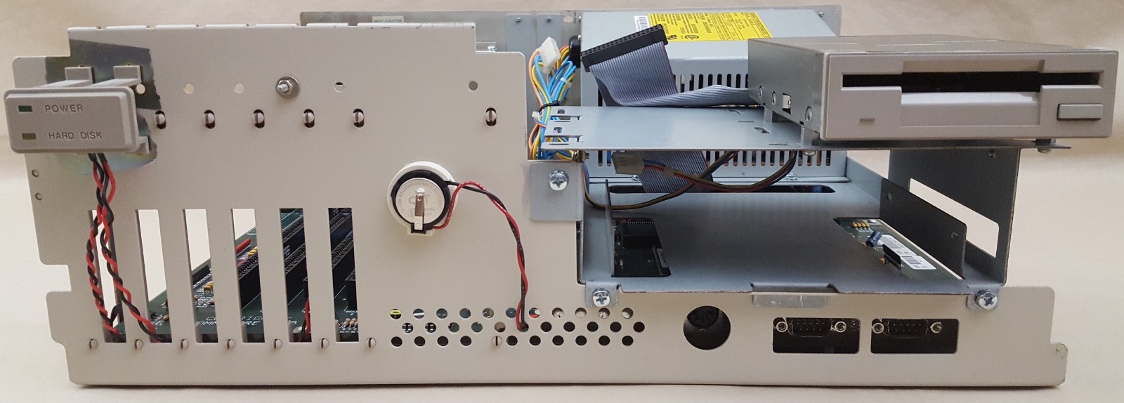 Commodore Amiga 2000 A2000 Desktop Computer rev6.3 1MB 8373 Denise - CA1064106