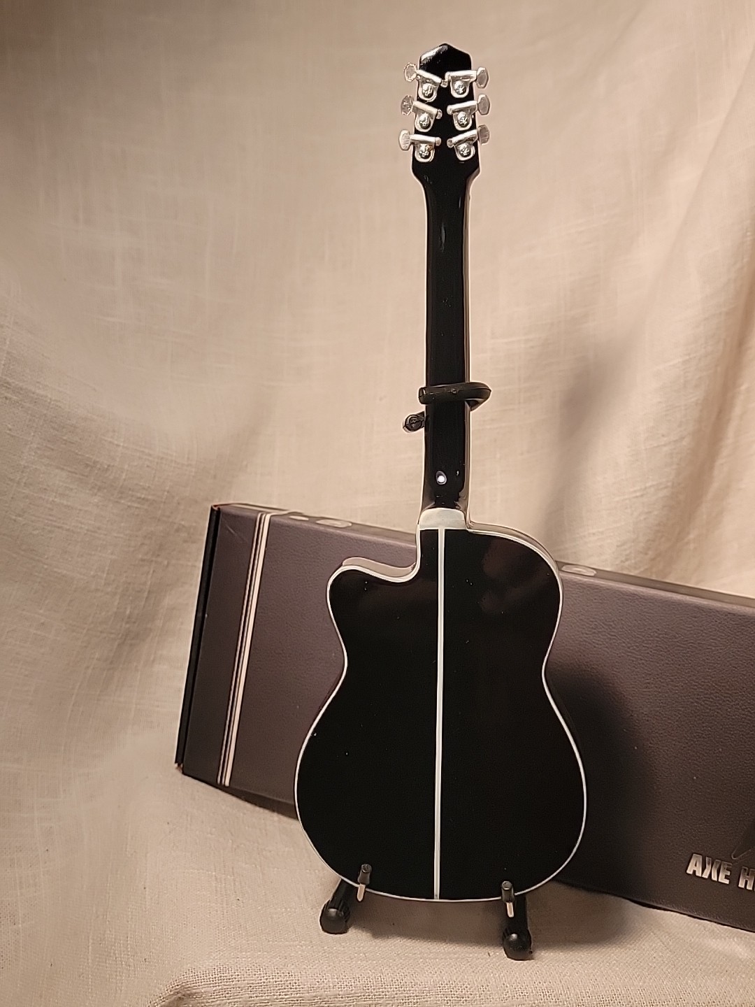 TOBY KEITH MINIATURE REPLICA GUITAR AXE HEAVEN