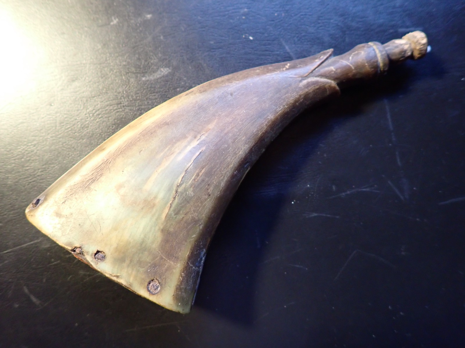 SIGNED , ANTIQUE 1700/1800-s BLACK POWDER FISH HEAD HORN FLASK SWEDEN SWEDISH