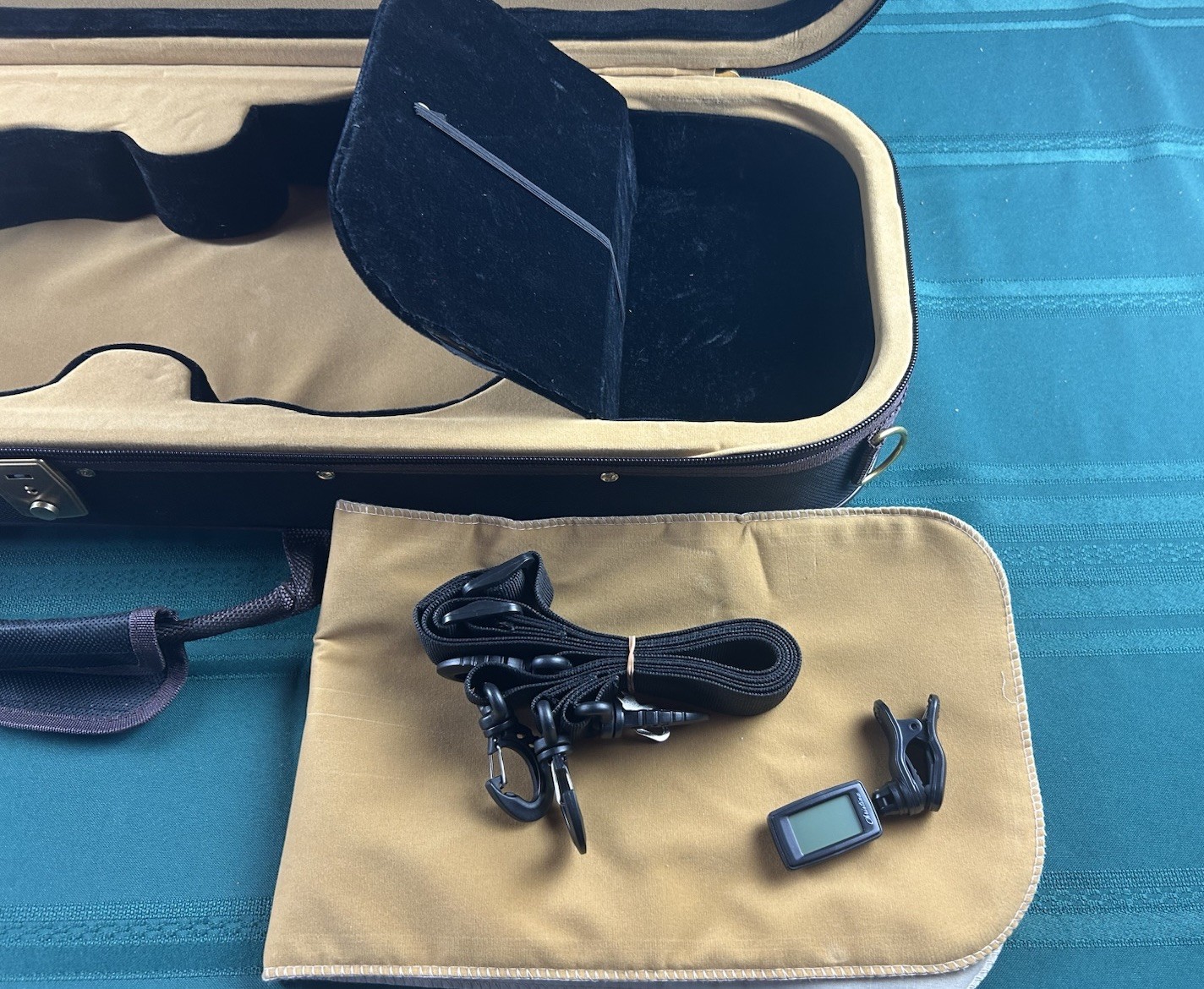 Very Light And Beautiful Full Size Violin Case No 12