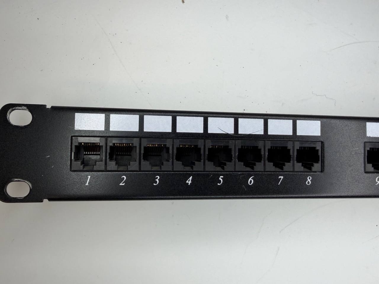 24 Port Cat5e Patch Panel 1U Rack Mount RJ45 Ethernet Network Punch Down Panel