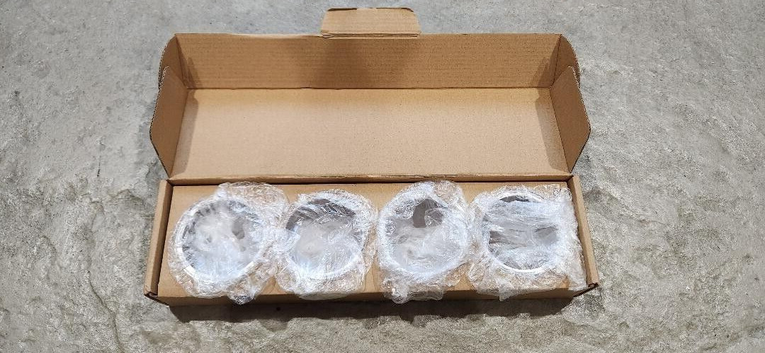 New Axis M42 Clear Dome A (4-Pack) 01923-001 Open Box