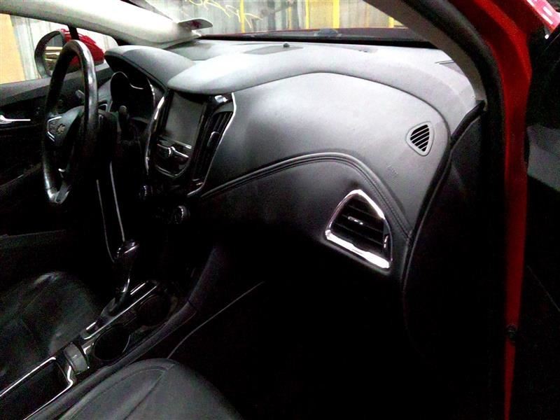 Driver Left Front Spindle/Knuckle Fits 16-19 CRUZE 103804517