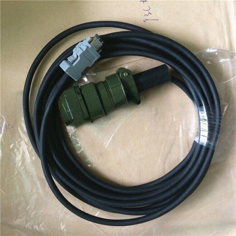 1 pc for new Yaskawa encoder cable Motor SGMGH-30ACA61 JZSP-CMP02-20-E