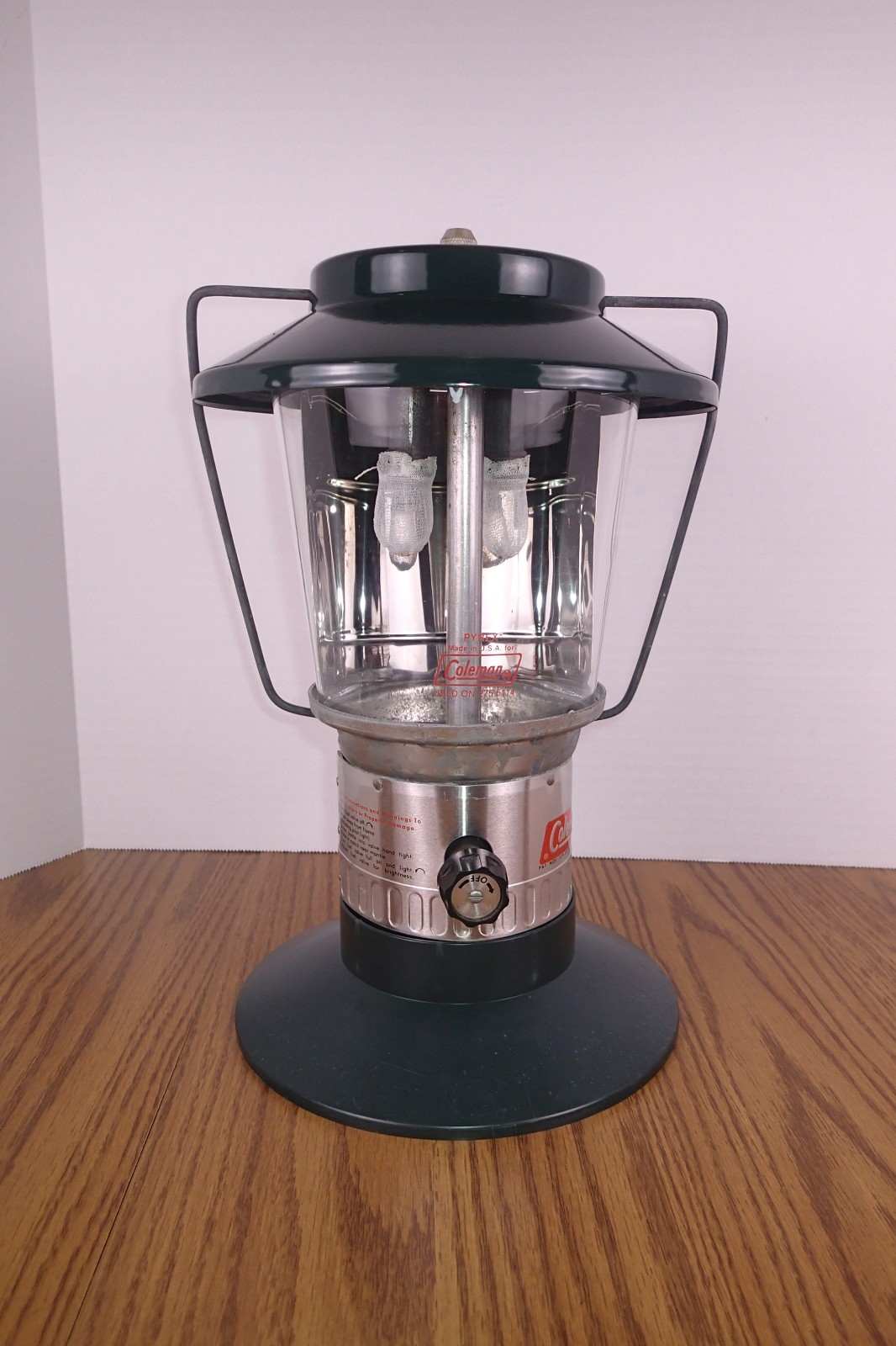 Coleman Propane Lantern 5114C Double Mantle Pyrex Globe