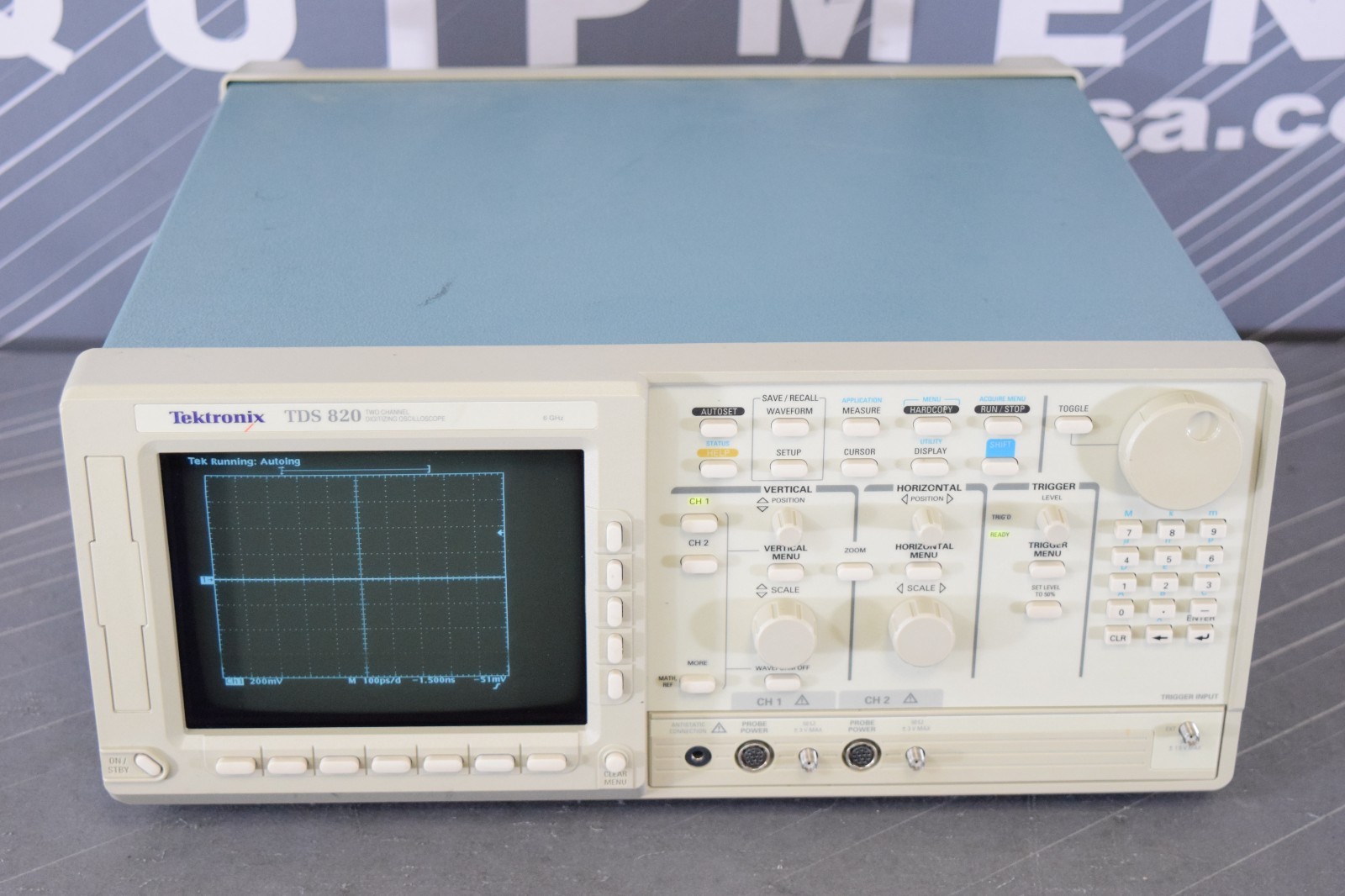Tektronix TDS820 Digitizing Oscilloscope 6GHz 2Ch