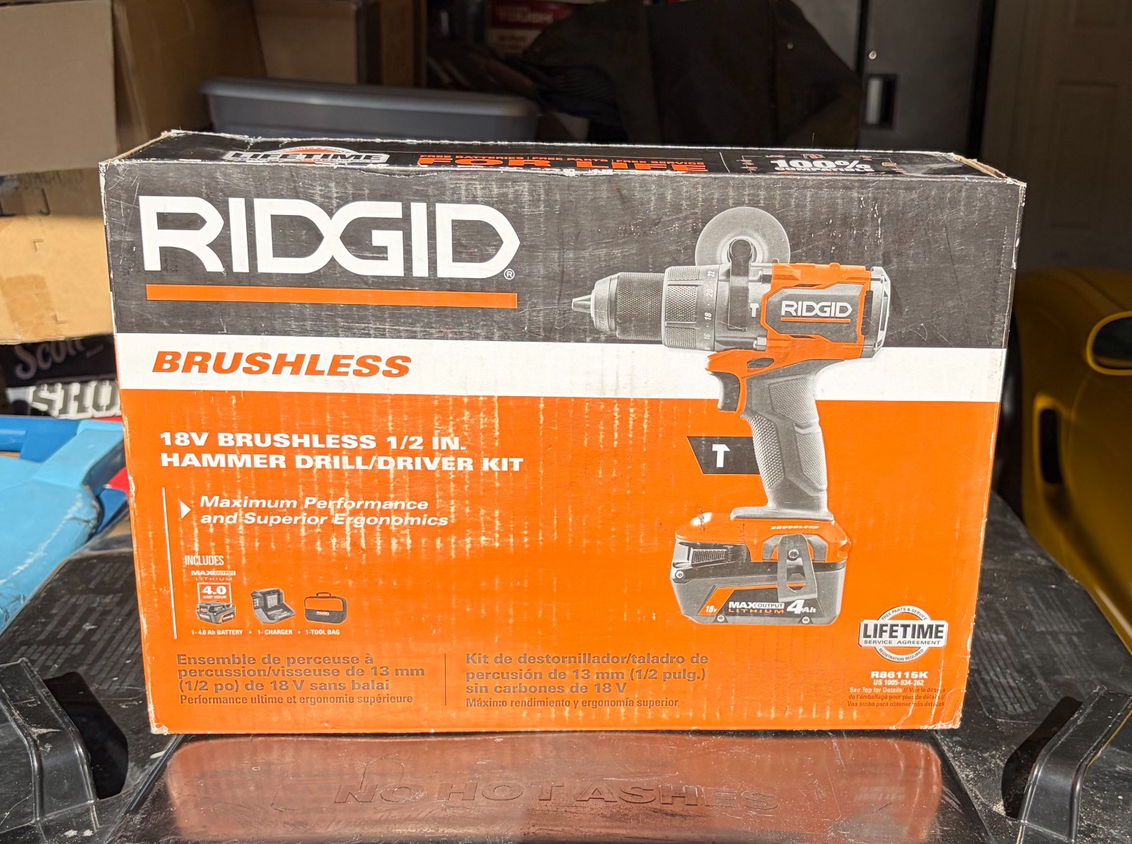 Ridgid 18V Brushless 1/2 in. Hammer Drill/Driver Kit w/ 4.0 Ah+Charger+Bag