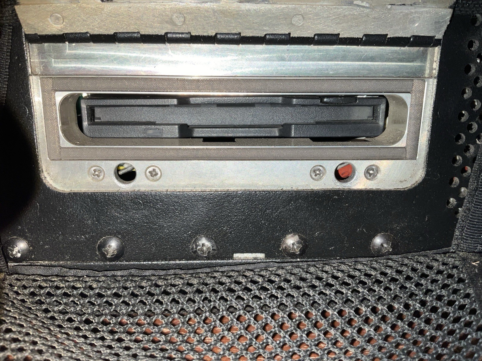ACES SYSTEM DYNAMIC INSTRUMENTS VIBRATION ANALYZER DI-137 DOES NOT POWER ON