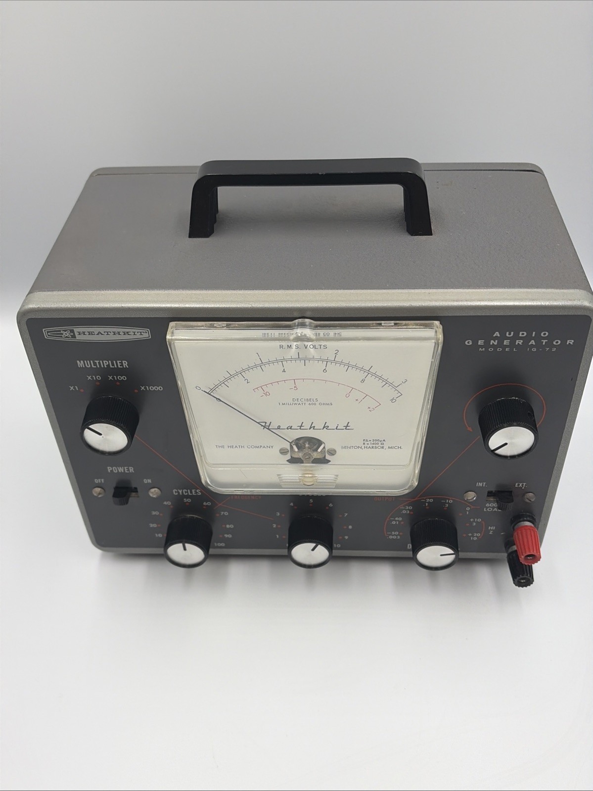 Vintage HeathKit IG-72 audio generator - Working And Clean Unit