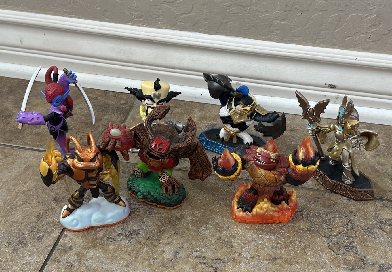 SkyLanders Activision Lot of 7 Figures