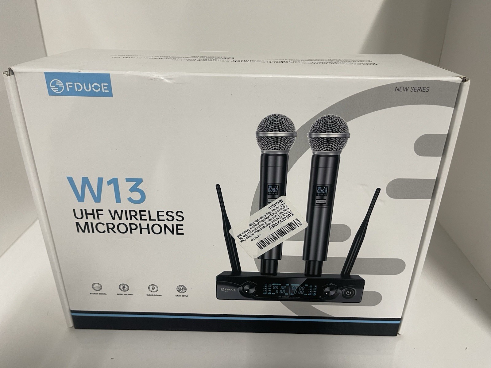 FDUCE W13 UHF Wireless Microphone system.