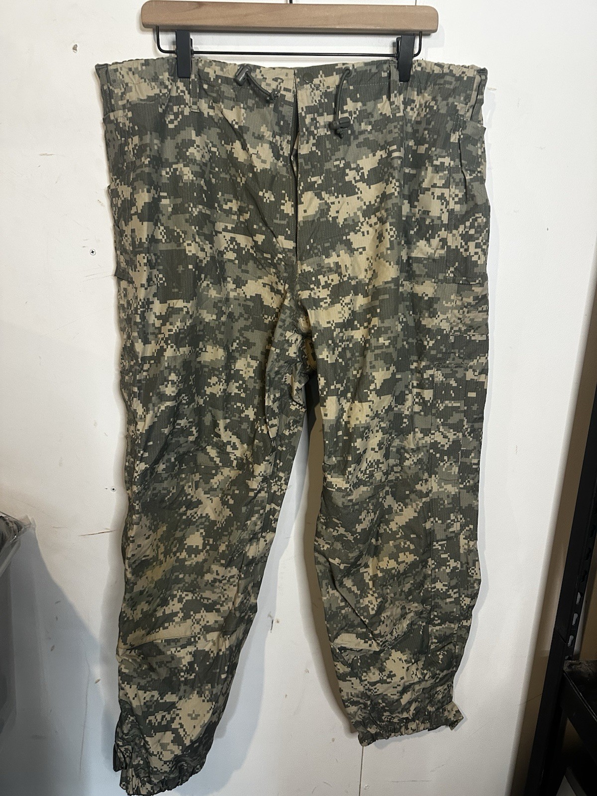 ACU UCP Digital Trousers Cold Weather Pants Medium Regular 8415-01-538-6680