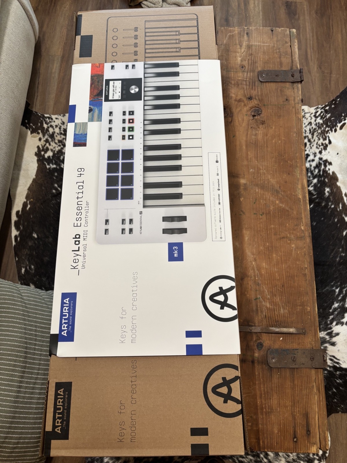 Arturia KeyLab Essential 49 mk 3 Midi Controller - White NEW in the Box, Unused