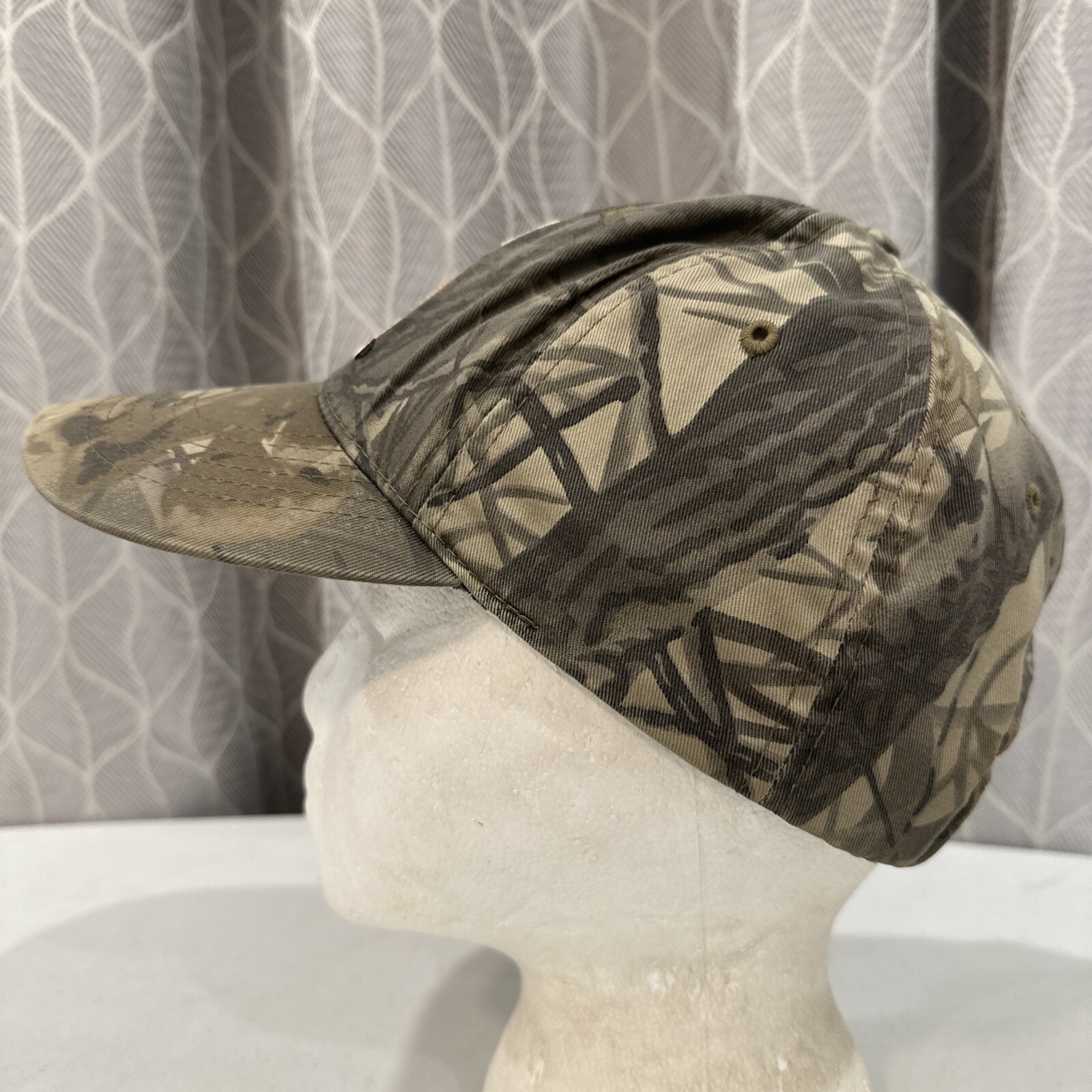 Illinois Capitol I Camouflage Tan Hat Cap. Hook Loop Well Worn
