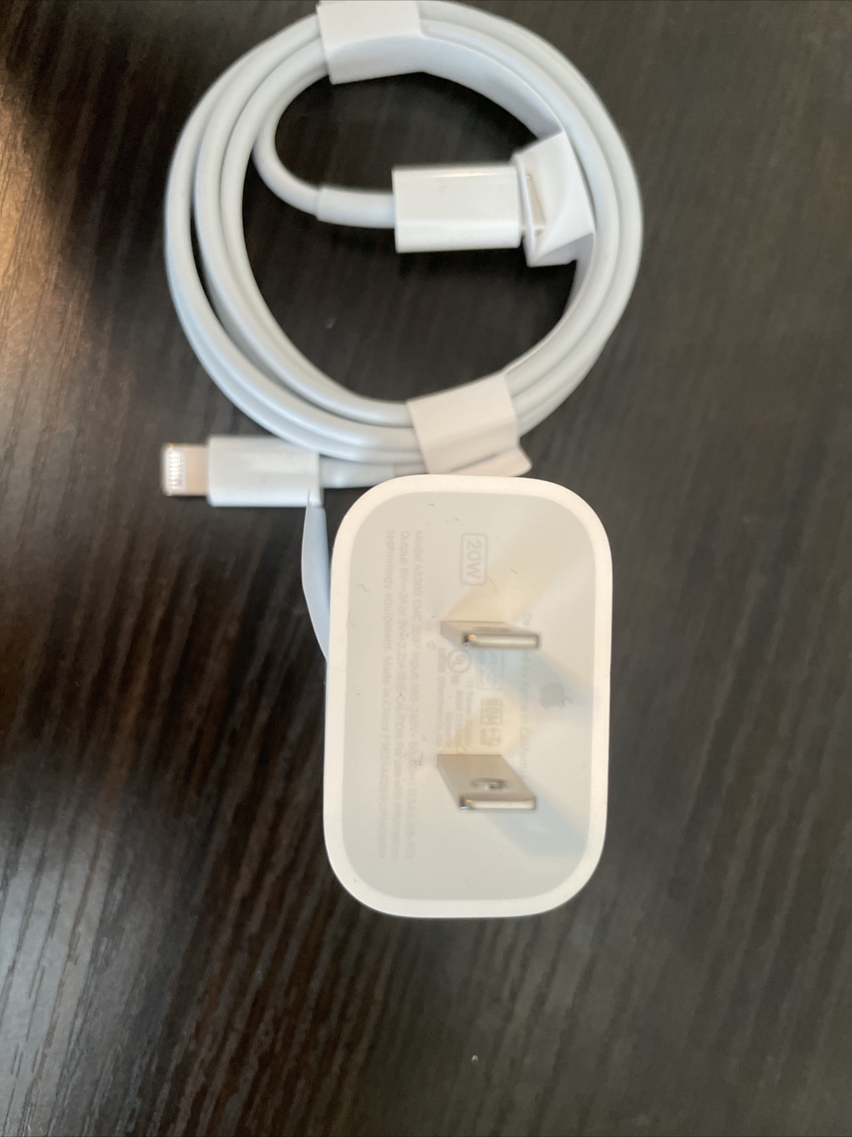 New Original Apple 20 W USB-C Charger & 3-FT Cable