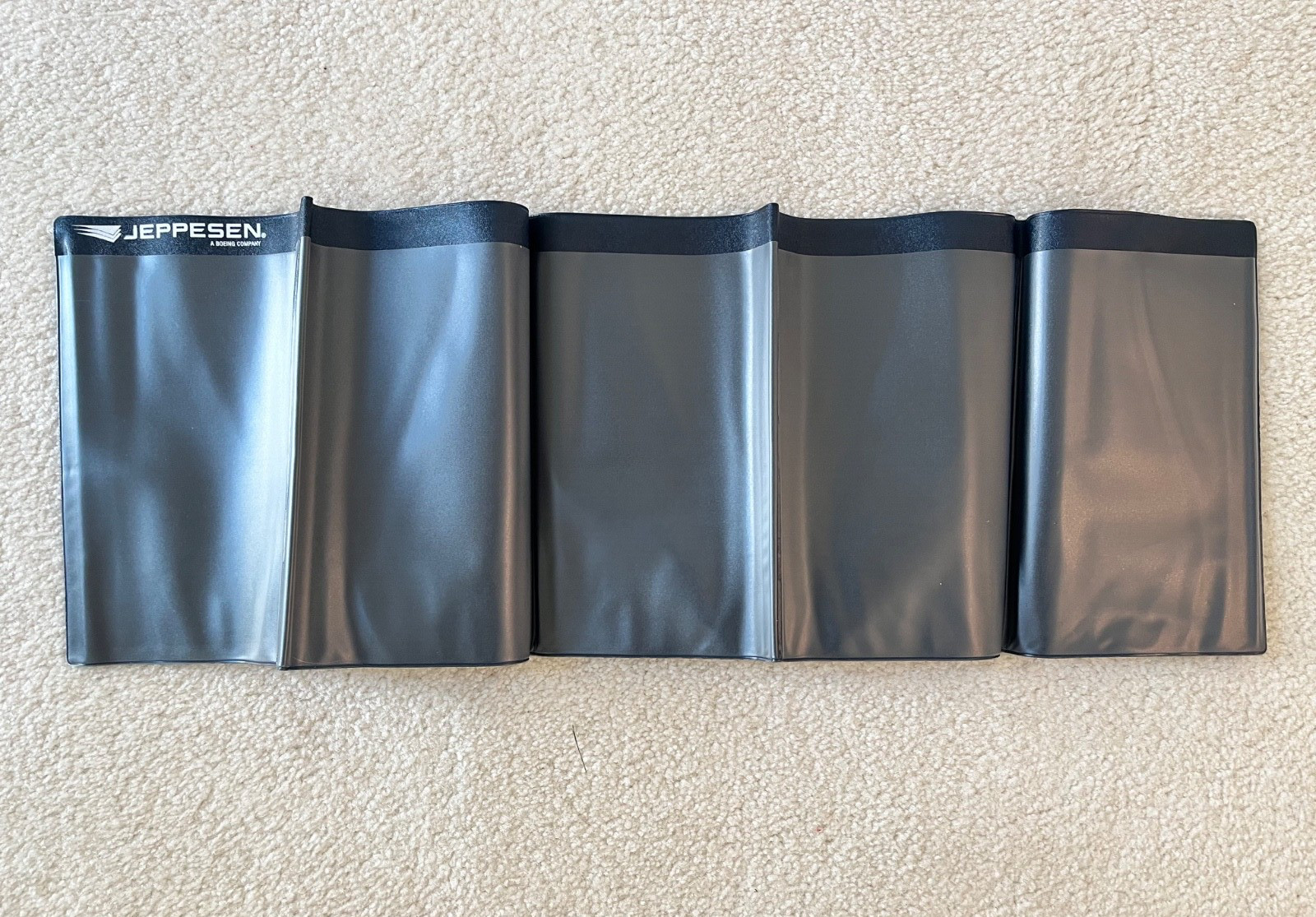 Jeppesen Folding Chart Wallet, Holds 10 Charts