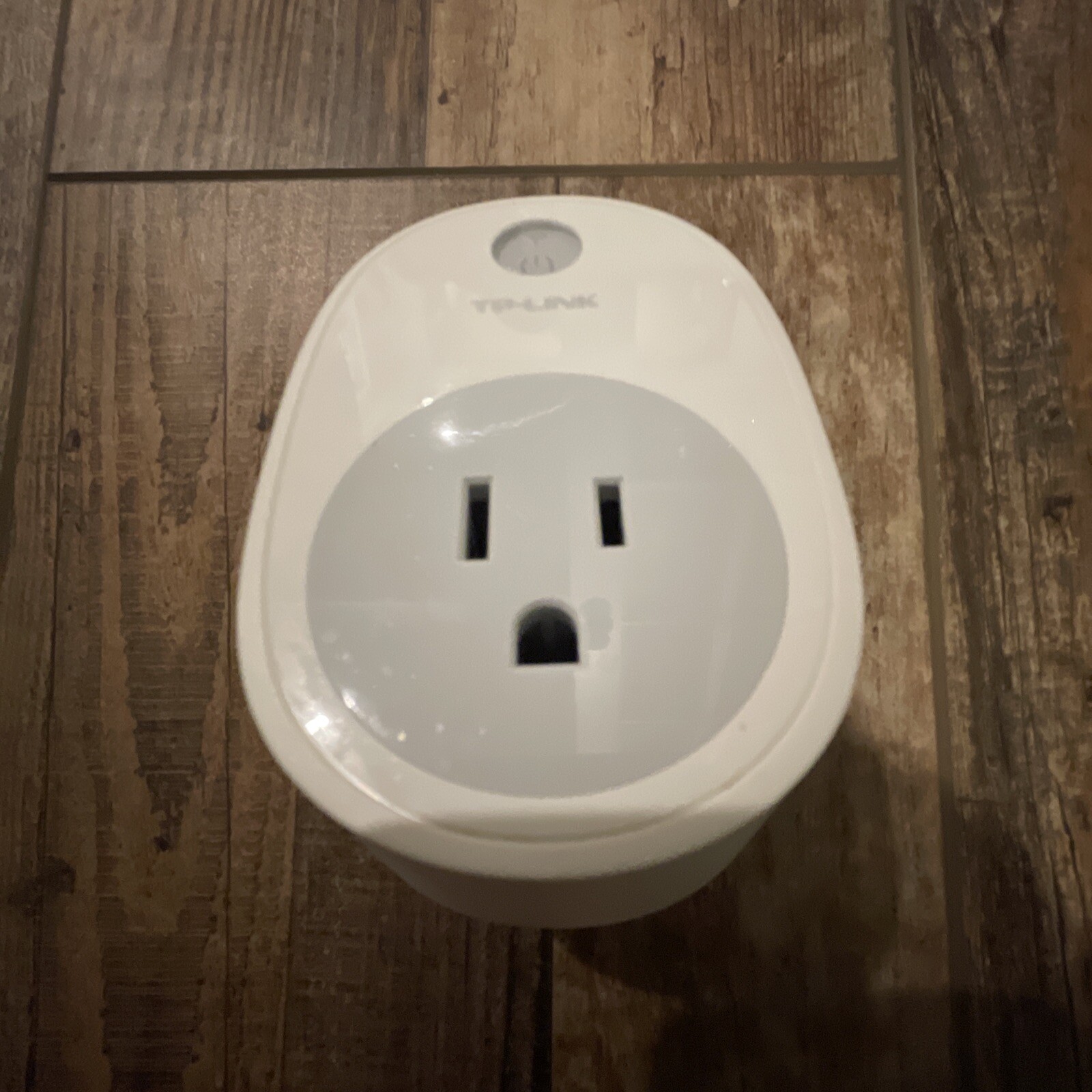 TP-Link Smart Wi-Fi Plug HS100 White/Gray Alexa Google