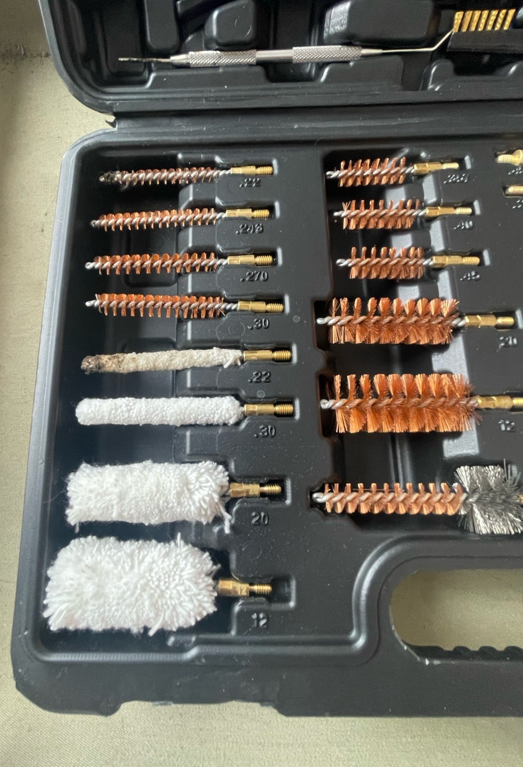 GLORYFIRE Universal Gun Cleaning Kit with Durable Plastic Case - Great Condition